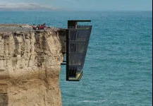 Image attachment thumbnail